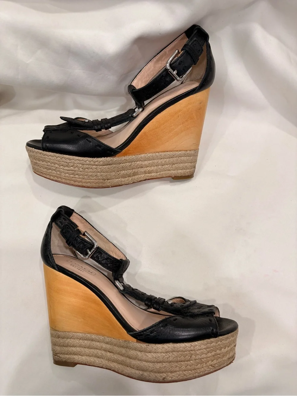 Coach Gala Pebble Grain Leather Black Wedge Size 6 Woman’s